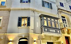 Nautilus Boutique Townhouse